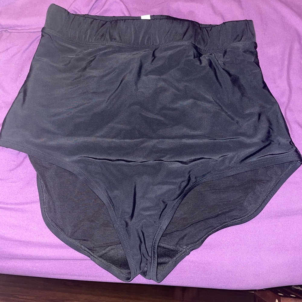 Cacique high top swim bottoms